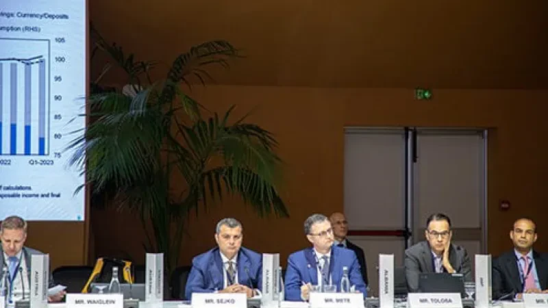 Guvernatori Sejko, në mbledhjet e FMN dhe BB – “Inflacioni në objektivin prej 3% pritet të arrihet në mesin e vitit 2024”