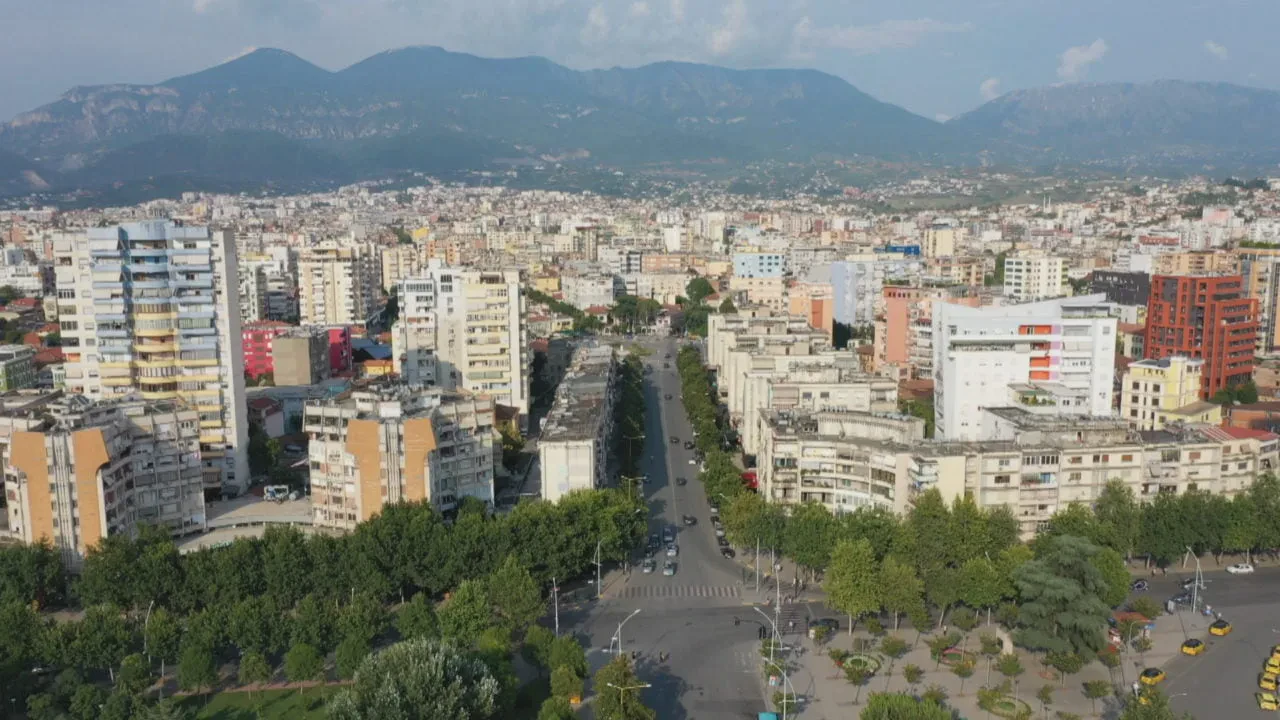 tirana nga larte pallate  1280x720