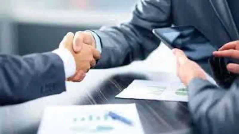 Ndryshojnë preferencat e bankave, kujt po i japin kredi? – Më të parapalqyerat kompanitë e shërbimeve, ulin financimin për ndërtuesit e tregtarët