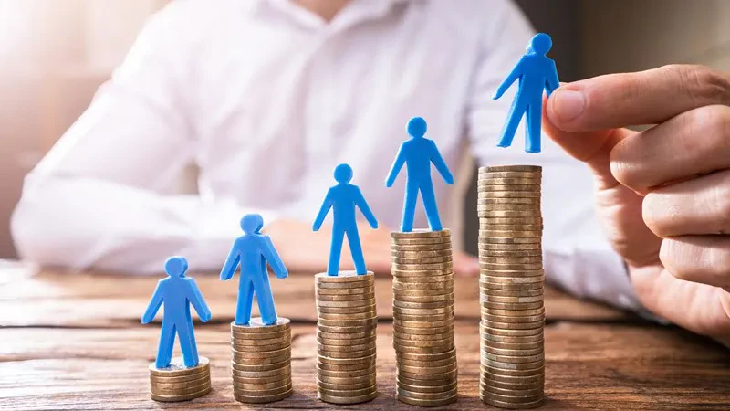 Mbi 5.500 shqiptarë ju shtuan skemave të pensioneve private – Në prag të ndryshimeve ligjore nga AMF, fondet e investuara u rritën me 10 milionë euro