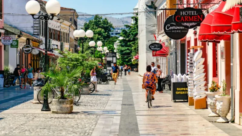 Transformimi i hyrjes së Shkodrës, lidhet kontrata – Rreth 480 mln lekë për riaktivizimin e polit social dhe ekonomik