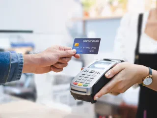 Banka e Shqipërisë: 57% e totalit të transfertave bankare u kryen nëpërmjet pagesave elektronike