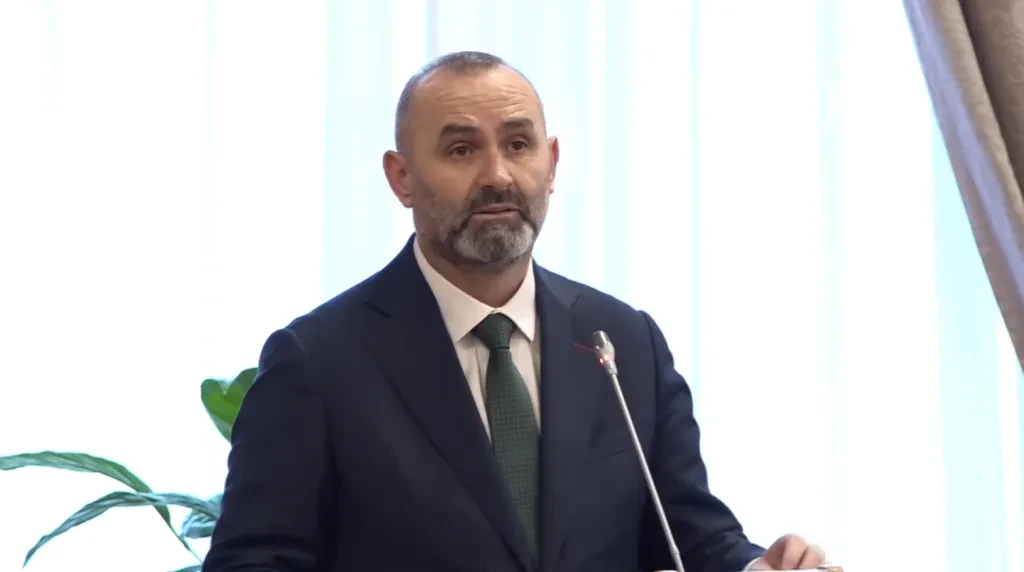 Mosmarrëveshjet e bizneseve, jashtë gjykatave – Manja: Epokë e re. Do u kursehet shqiptarëve kohë dhe shpenzime