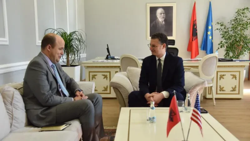Mete takon diplomatin e lartë amerikan, Wisner – Në fokus, rritja e bashkëpunimit ekonomik mes dy vendeve!