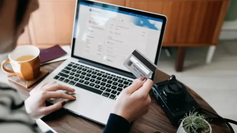 Tregtia online, biznesi shqiptar në fund të Europës – Vetëm 1 në 7 ndërmarrje shiti mallra dhe shërbime përmes internetit