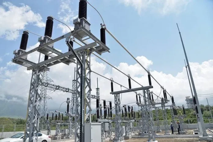 Skema për vetëprodhimin e energjisë – Investime nga institucionet shtetërore, Balluku: Shkëmbim me rrjetin dhe bilanc vjetor