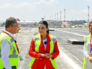 Balluku inspekton punimet në Aeroportin Ndërkombëtar “Nënë Tereza”: Investime për t’ju përgjigjur fluksit në rritje të pasagjerëve