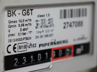 OSHEE kërkon përmbarues për arkëtimin e detyrimeve – Faturat e energjisë, ekzekutim i detyrueshëm i titujve ekzekutivë