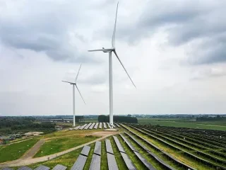 Centralet e energjisë së rinovueshme, “në dorë” të AKBN – Shtohen kompetencat e Agjencisë. Gjoba për shkeljen e kontratave koncensionare