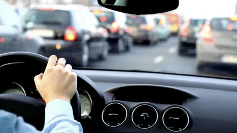 “Jo marka specifike në tenderët për automjete” – APP iu tërheq vëmendjen institucioneve: Kufizohet pjesëmarrja e operatorëve në garë