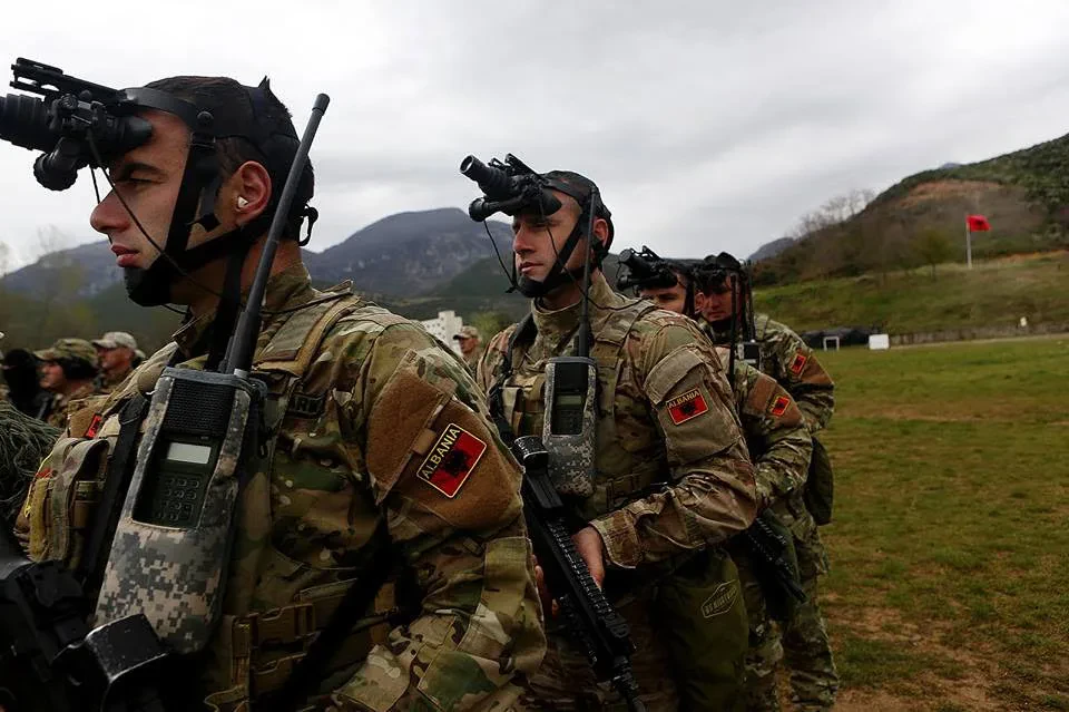 12 mln lekë për ushtarë me paaftësi të përhershme – Ndryshimet në buxhet/ Si do bëhet sigurimi i personelit me misione ushtarake jashtë vendit
