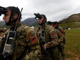12 mln lekë për ushtarë me paaftësi të përhershme – Ndryshimet në buxhet/ Si do bëhet sigurimi i personelit me misione ushtarake jashtë vendit