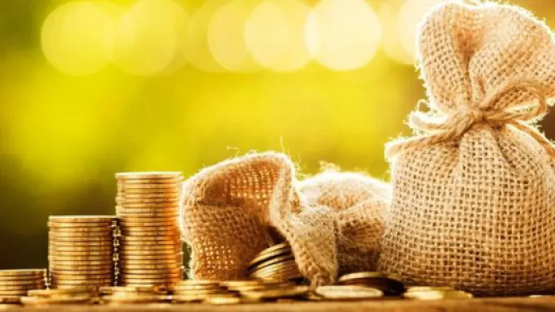 Kursimet e individëve arrijnë në 598 mld lekë – Depozitat e bizneseve me afat njëvjeçar përjetojnë rënien më të madhe