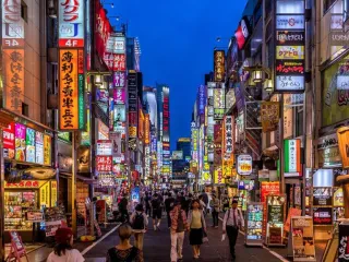 “IA” po zëvendëson njerëzit në Japoni – Mungesa e fuqisë punëtore nxit përdorimin e inteligjencës artificiale