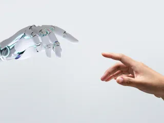 Inteligjenca Artificiale, rreziku i falsifikimit dhe reduktimi  i vendeve të punës