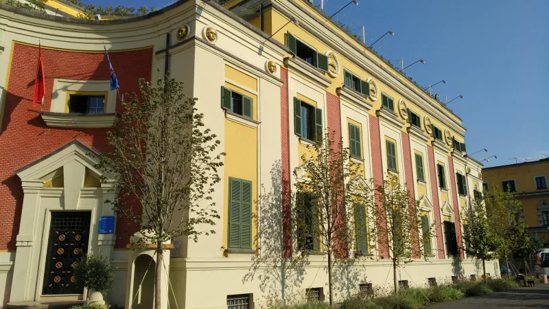 Bashkia e Tiranës dha leje për ndërtime me vlerë 1.8 miliardë euro në 2024, mbledh rekord nga taksat