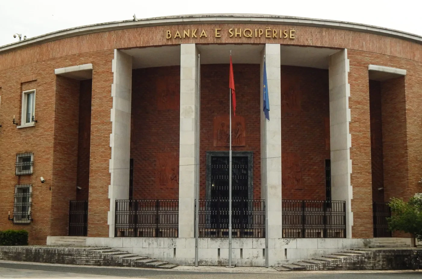 BSH uli normat e interesit, por inflacioni bazë u rrit për të katërtin muaj radhazi në qershor