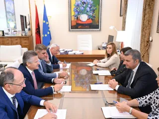 BSH kërkon nga bankat më shumë përpjekje për të nxitur pagesat elektronike