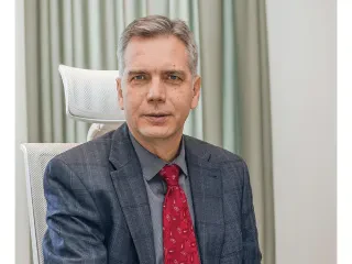 “Banka e Shqipërisë rrit rezervat e arit, ndërsa investimet e individëve mbeten të kufizuara”