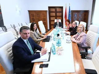 BSH: Tensionet gjeopolitike, duhet kujdes dhe ruajtje e rezervave për t’u përballur me pasojat
