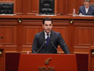 Ulja e akcizës te nafta me 20%, Malaj: Masa është përdorur dy herë, efekti në buxhet 37 milionë lekë