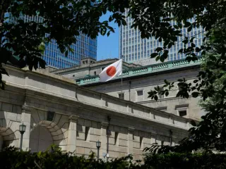 Banka e Japonisë rrit normat e interesit në 1% për herë të parë që nga viti 1995