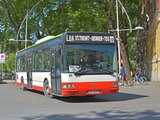 Ministria e Financave: Transporti urban përjashtohet nga detyrimi për POS në autobusë