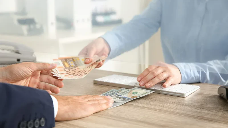 BSH hoqi licencat për 80 zyra këmbimi valutor, numri i tyre ra për herë të parë në tetë vjet