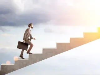 Si të bëheni sipërmarrës, 8 këshilla për të nisur biznesin tuaj, edhe nëse nuk dini nga t’ia filloni