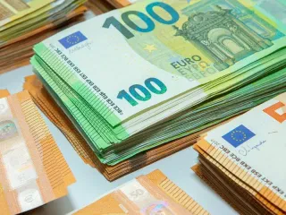 Banka e Shqipërisë bleu gati 140 milionë euro në tremujorin e parë