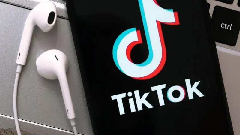 TikTok akuzohet për shkelje të rregullave teknologjike të BE-së për sigurinë online të fëmijëve