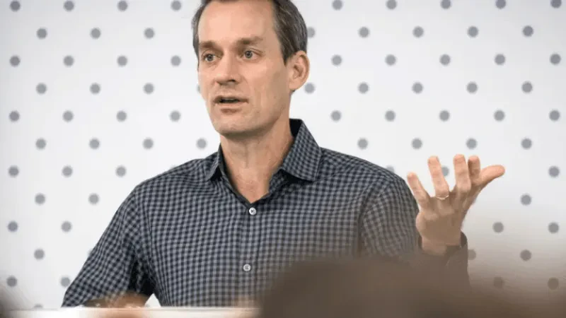 Jeff Dean dhe studiues të tjerë, largohen nga Google për të krijuar kompaninë e tyre të AI-së