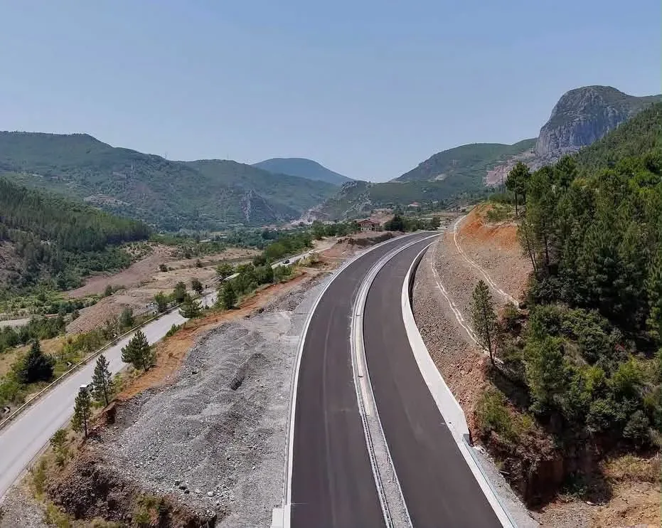 Zgjerimi i aksit Elbasan-Qafë Thanë, rëndësia e mbrojtjes lumore