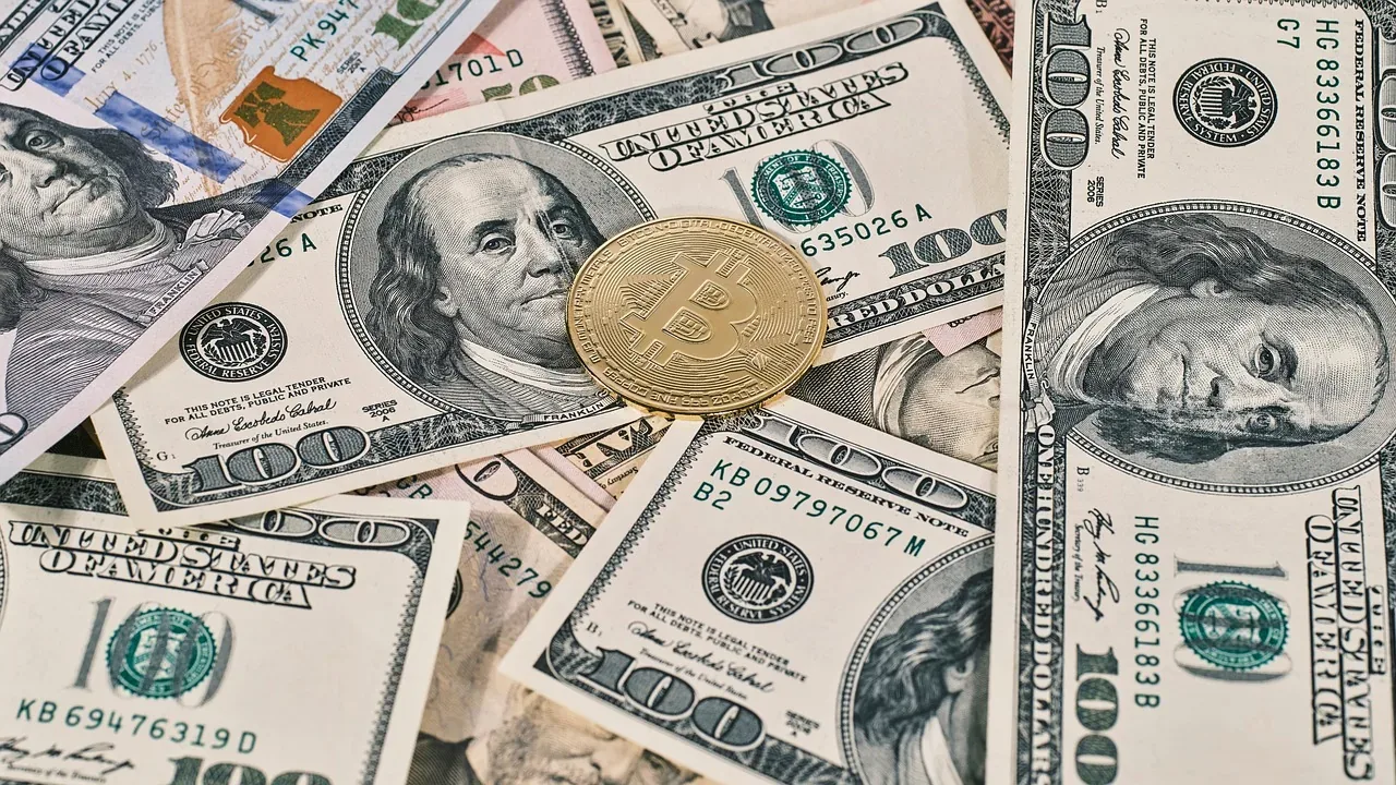 Dollari tërhiqet nga nivelet më të larta në 18 muaj teksa tregjet presin inflacionin në SHBA