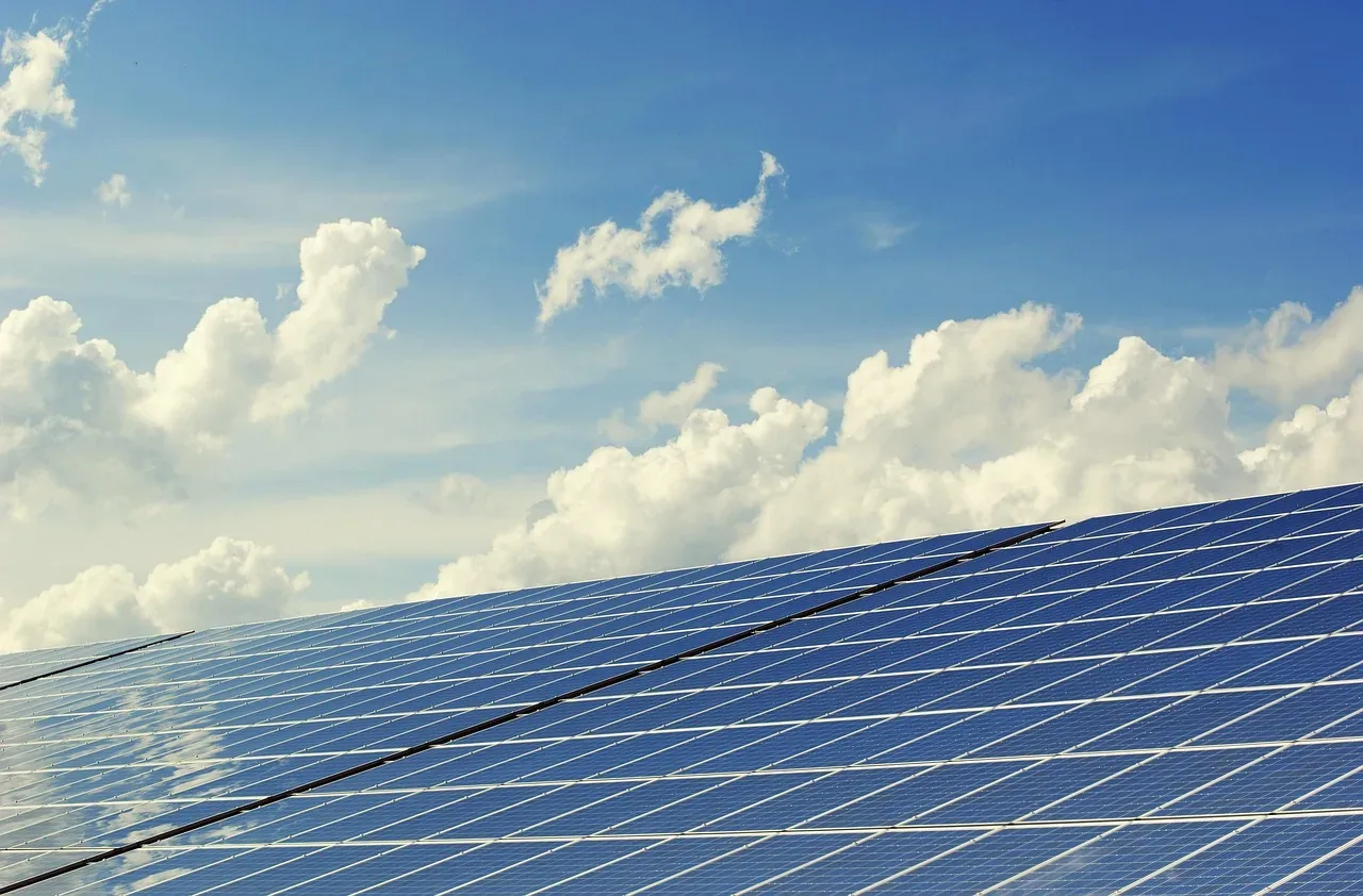 Sistemi elektroenergjetik pasurohet me 138 MW kapacitete të reja diellore gjatë gjysmës së parë të vitit 2026