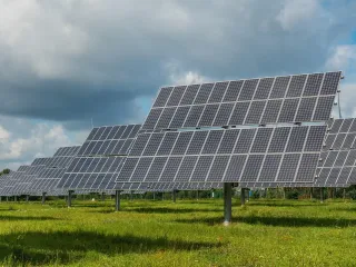 Ujësjellësi i Shkodrës tender 122.6 milionë lekë për dy impiante fotovoltaike në Dobraç dhe Trush