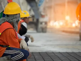 Bullgaria mes Korridorit Vertikal në ndërtim dhe Korridorit VIII që mbetet në pritje