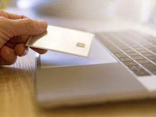 Maqedonia e Veriut, rekord blerjesh online: 530,3 milionë euro në gjashtë muajt e parë të 2026