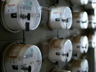 ERE propozon rregulla të reja: furnizuesit e energjisë duhet të përditësojnë ofertat brenda 72 orëve