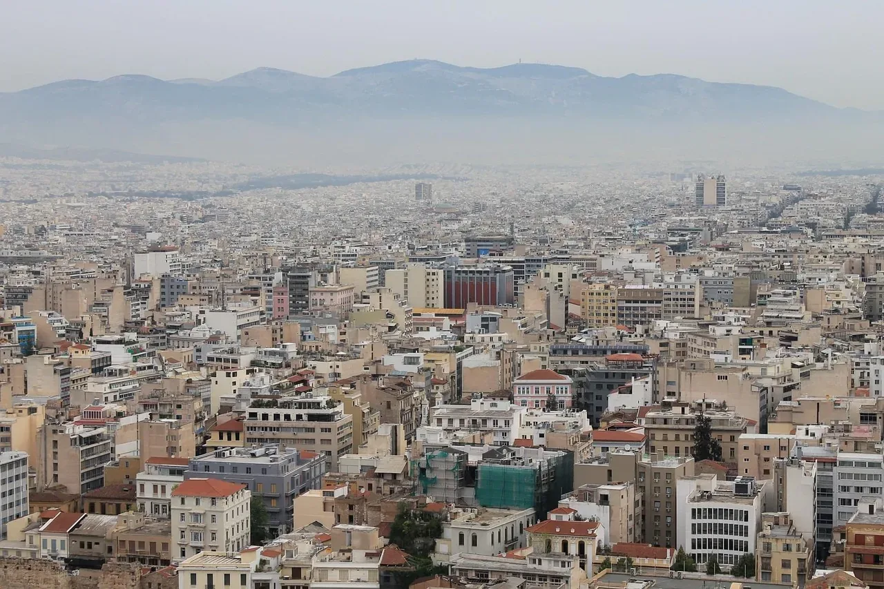 Emiratet e Bashkuara Arabe premtojnë 15 miliardë euro investime të reja në Greqi