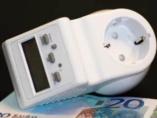 OSHEE hap tender prej 29,6 milionë lekësh për modernizimin e Platformës së Leximeve të matësave